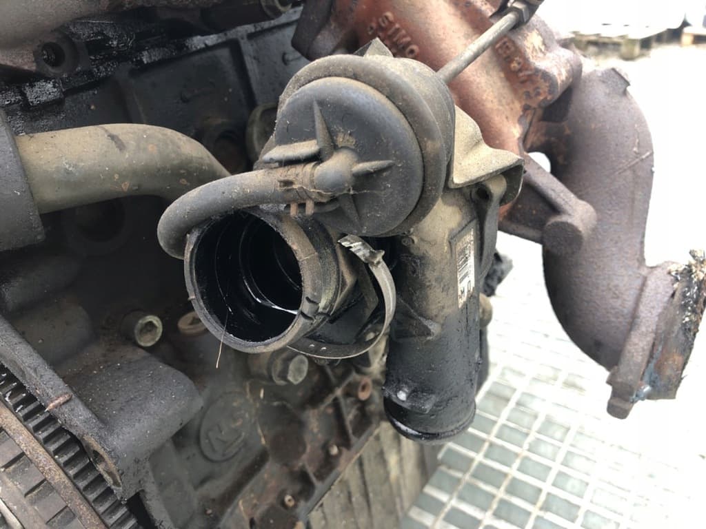 Moteur RHV (DW10UTD) — vue 4