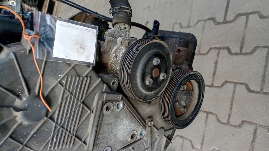 Moteur Y 17 DT — vue 7