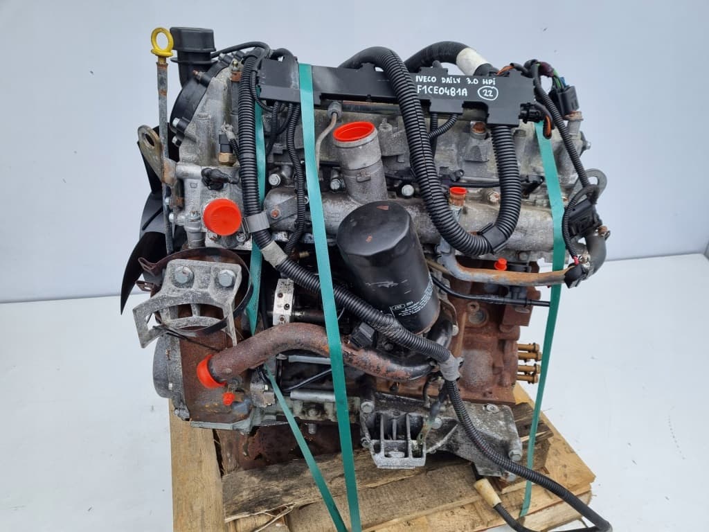 Moteur F1CE0481A — vue 4