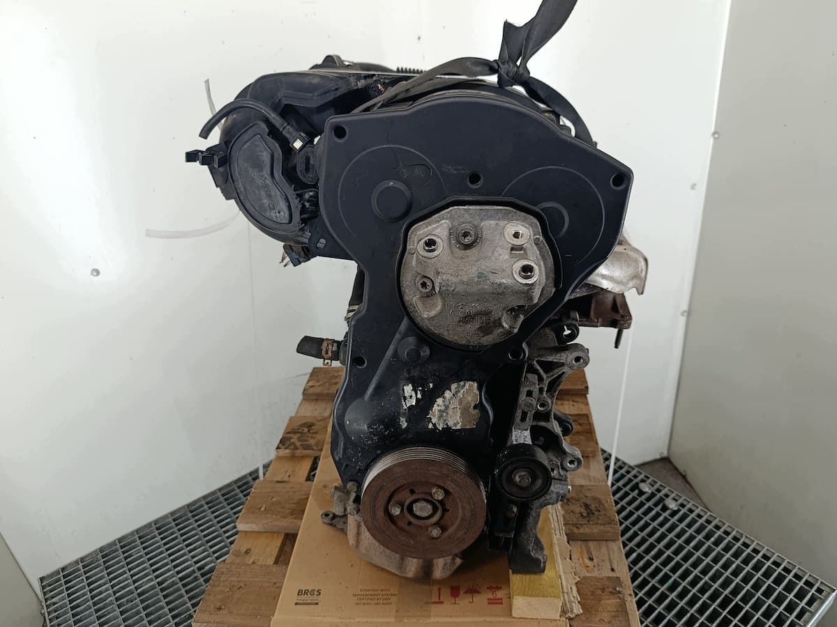 Moteur NFU (TU5JP4) — vue 8
