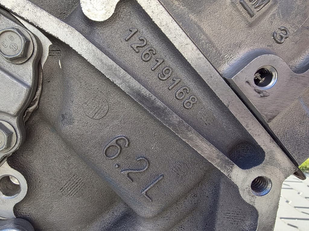 Moteur LT4(376CUV8) — vue 7