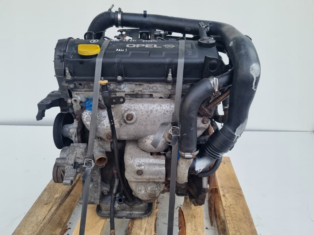 Moteur Y 17 DTL — vue 2