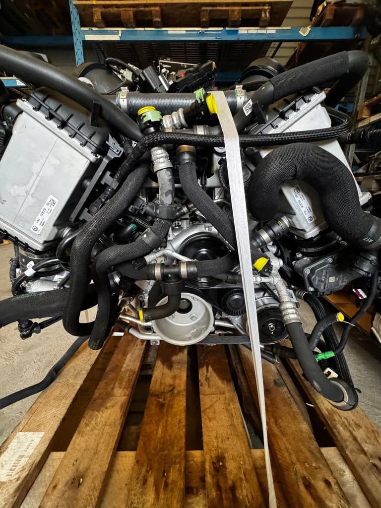 Moteur S68 B44 A — vue 2