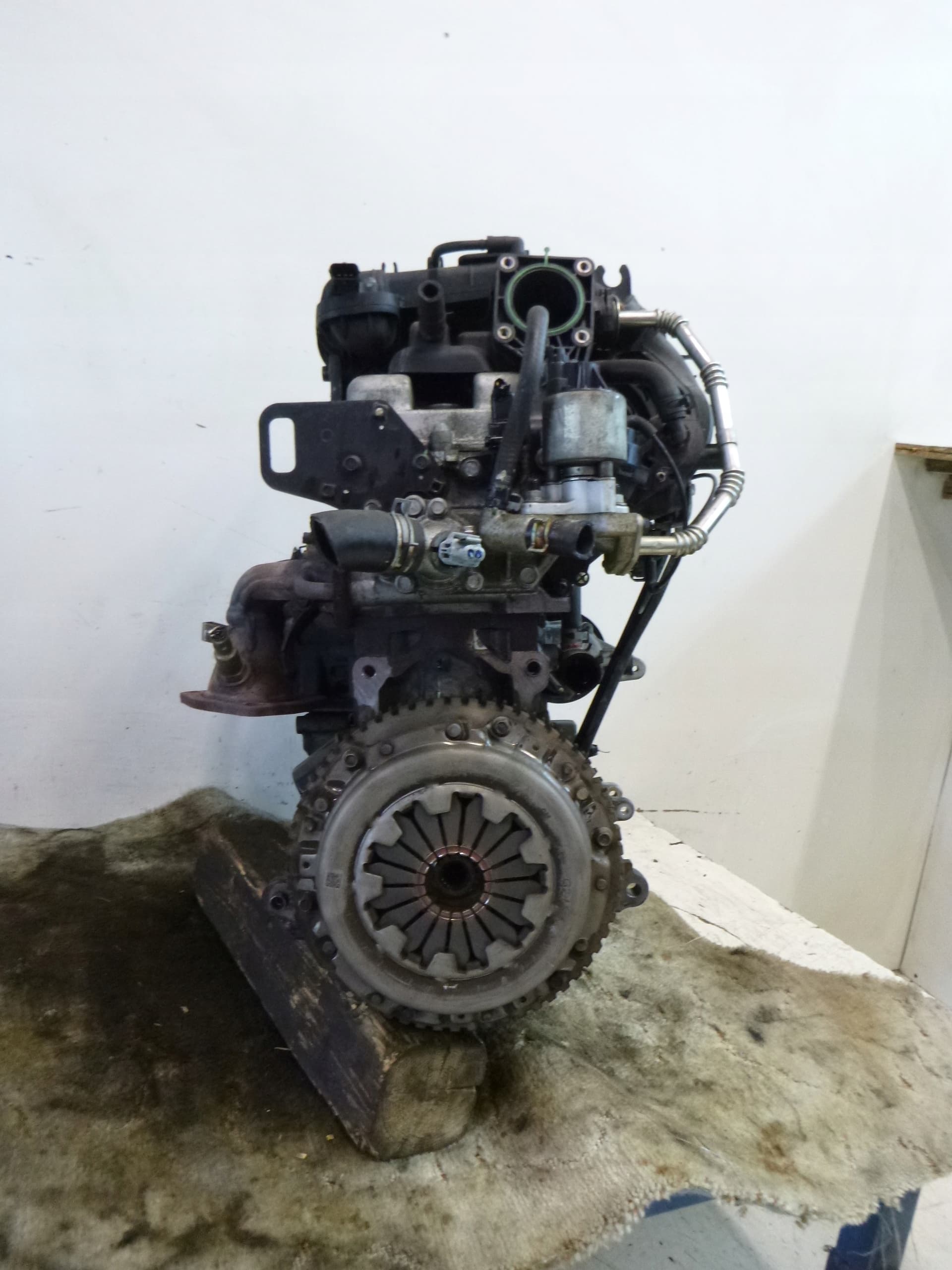 Moteur B10D1 — vue 3