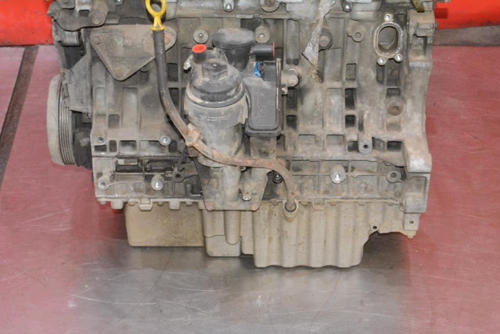 Moteur B 5244 S — vue 12