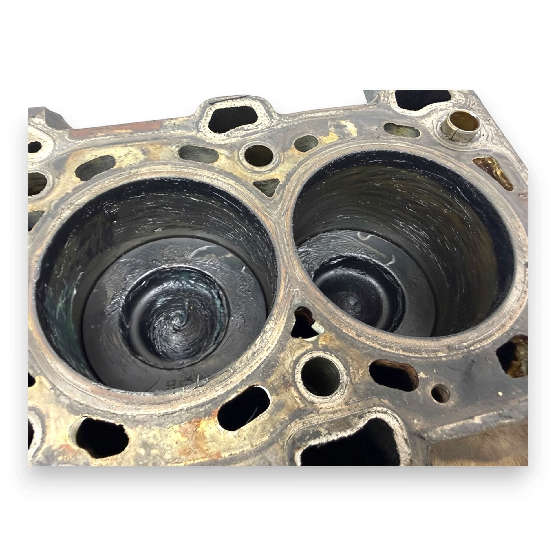 Moteur M9R 830 — vue 3