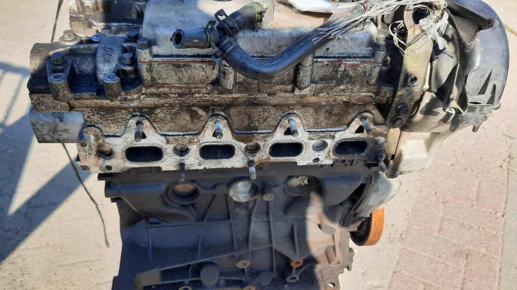 Moteur F5R 700 — vue 4
