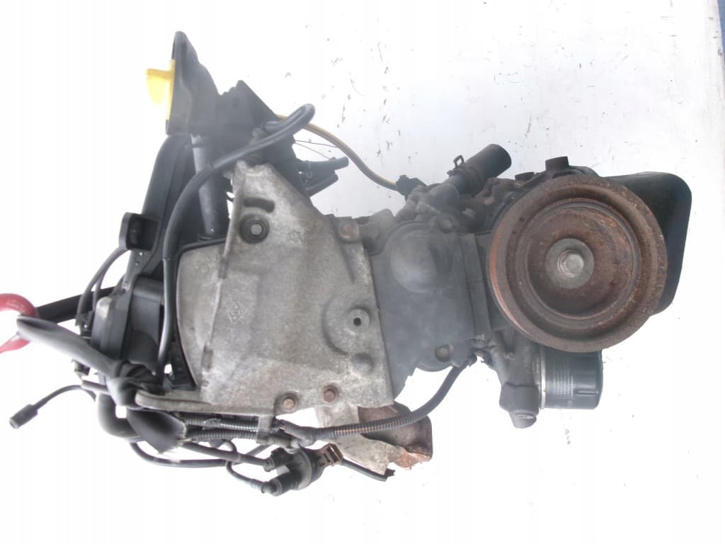 Moteur D4F 764 — vue 5