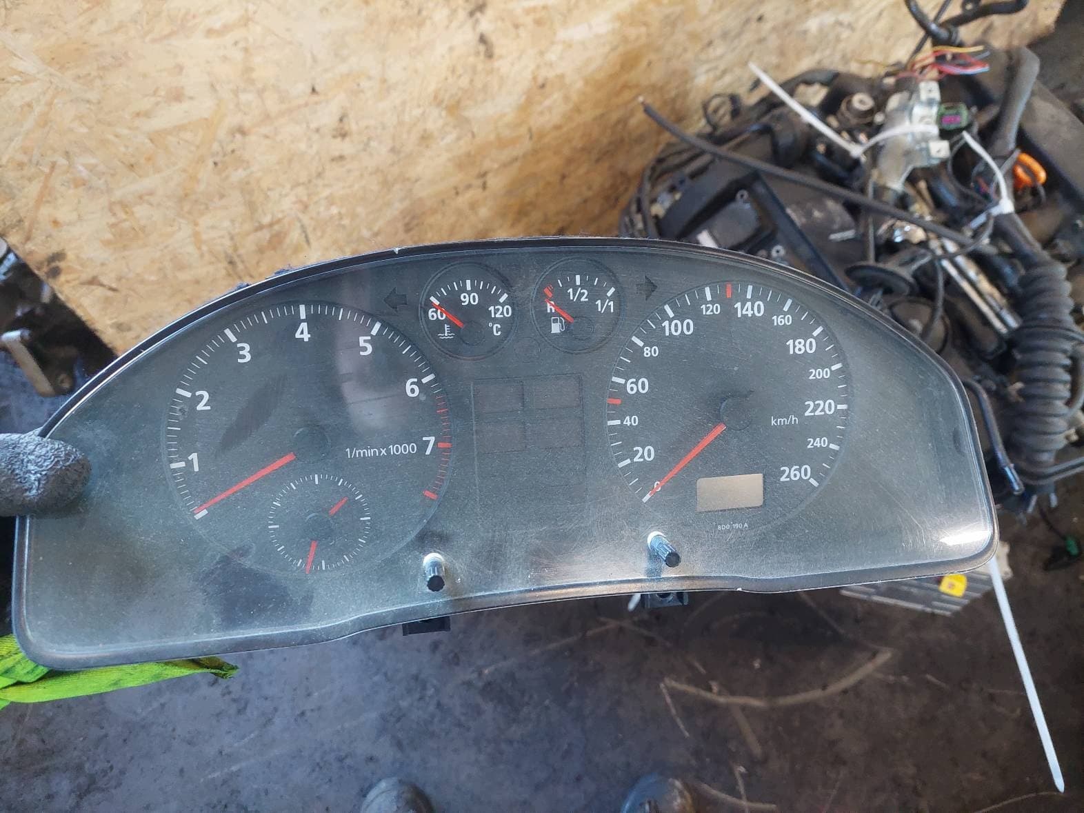 Moteur AEB — vue 4