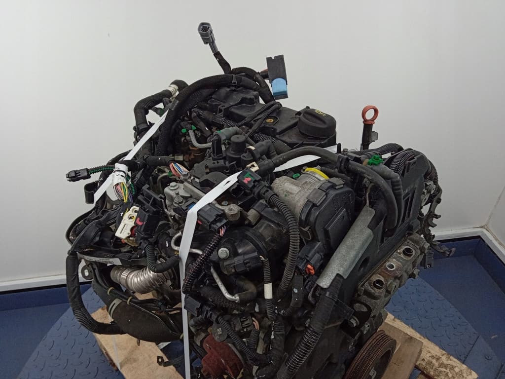 Moteur 8HR (DV4C) — vue 3