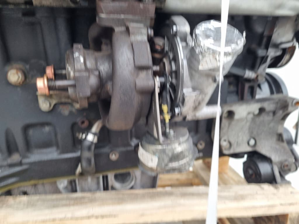 Moteur 306D1 — vue 6