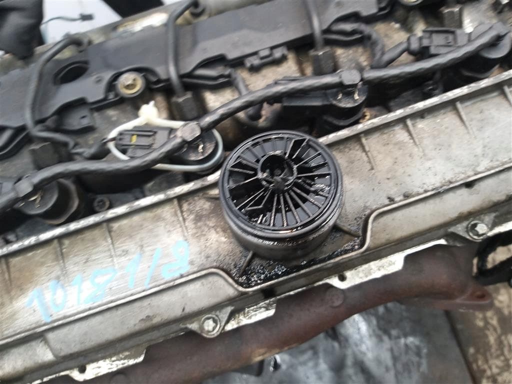 Moteur M 112.913 — vue 7