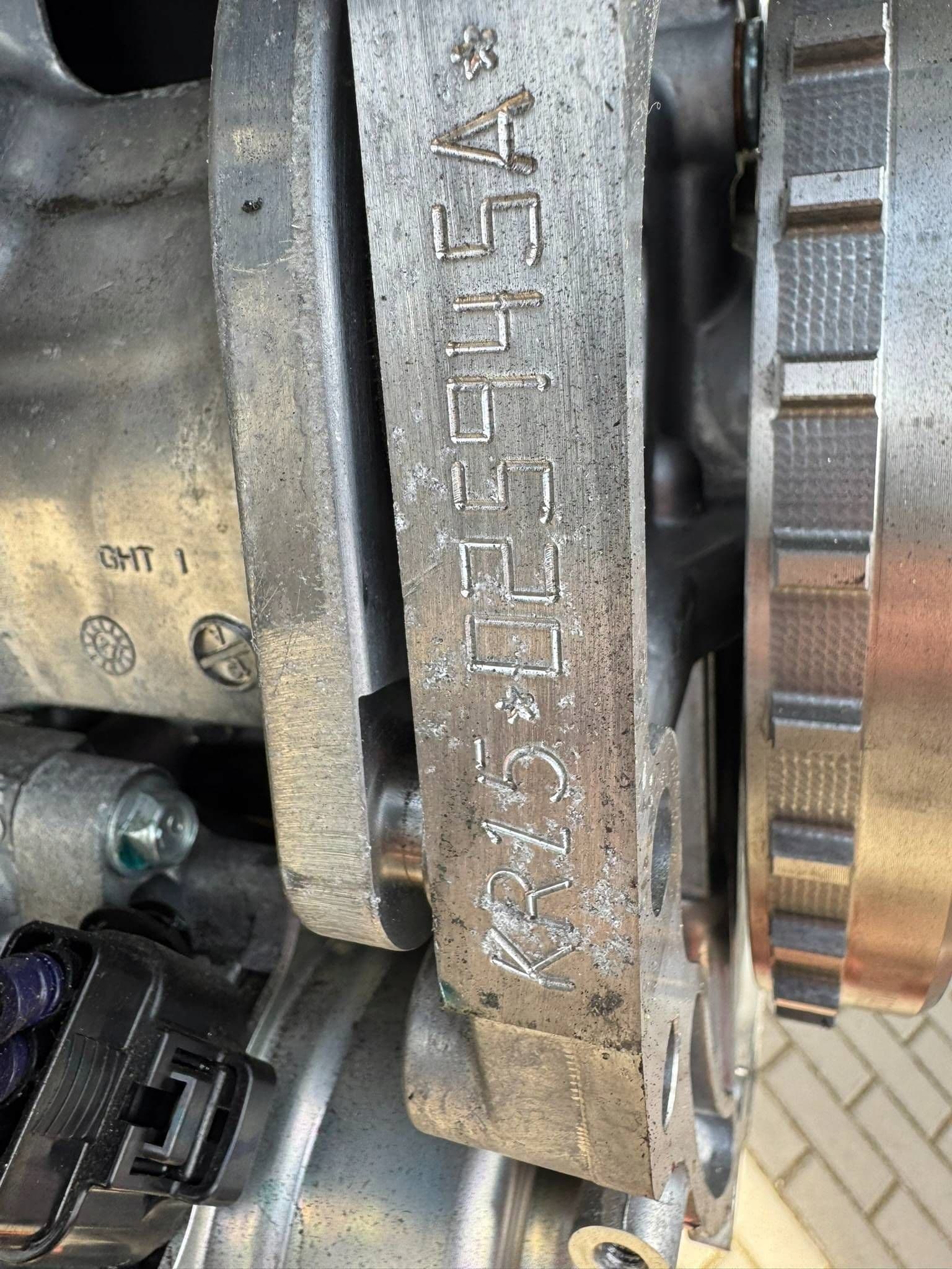 Moteur KR15DDT — vue 8