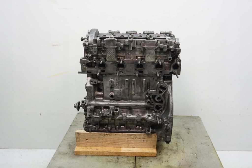 Moteur 8HY — vue 3