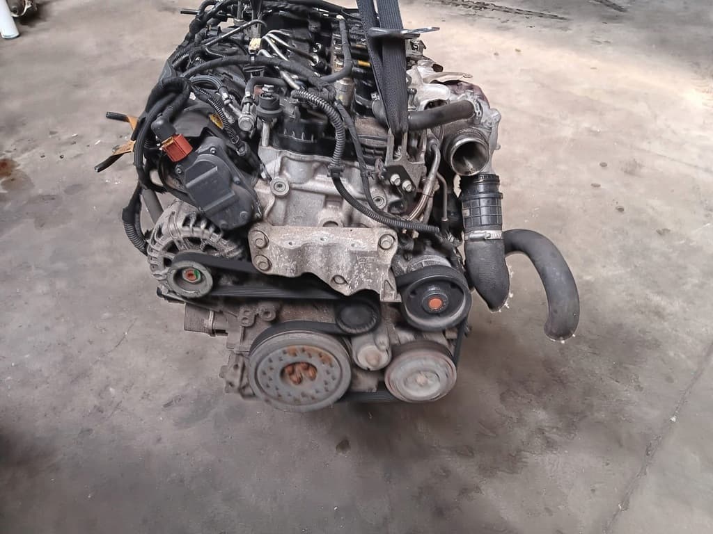 Moteur B 16 DTH — vue 5