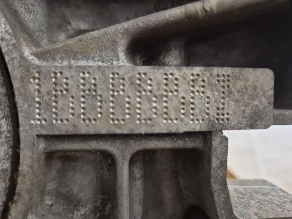 Moteur B 5244 S5 — vue 15
