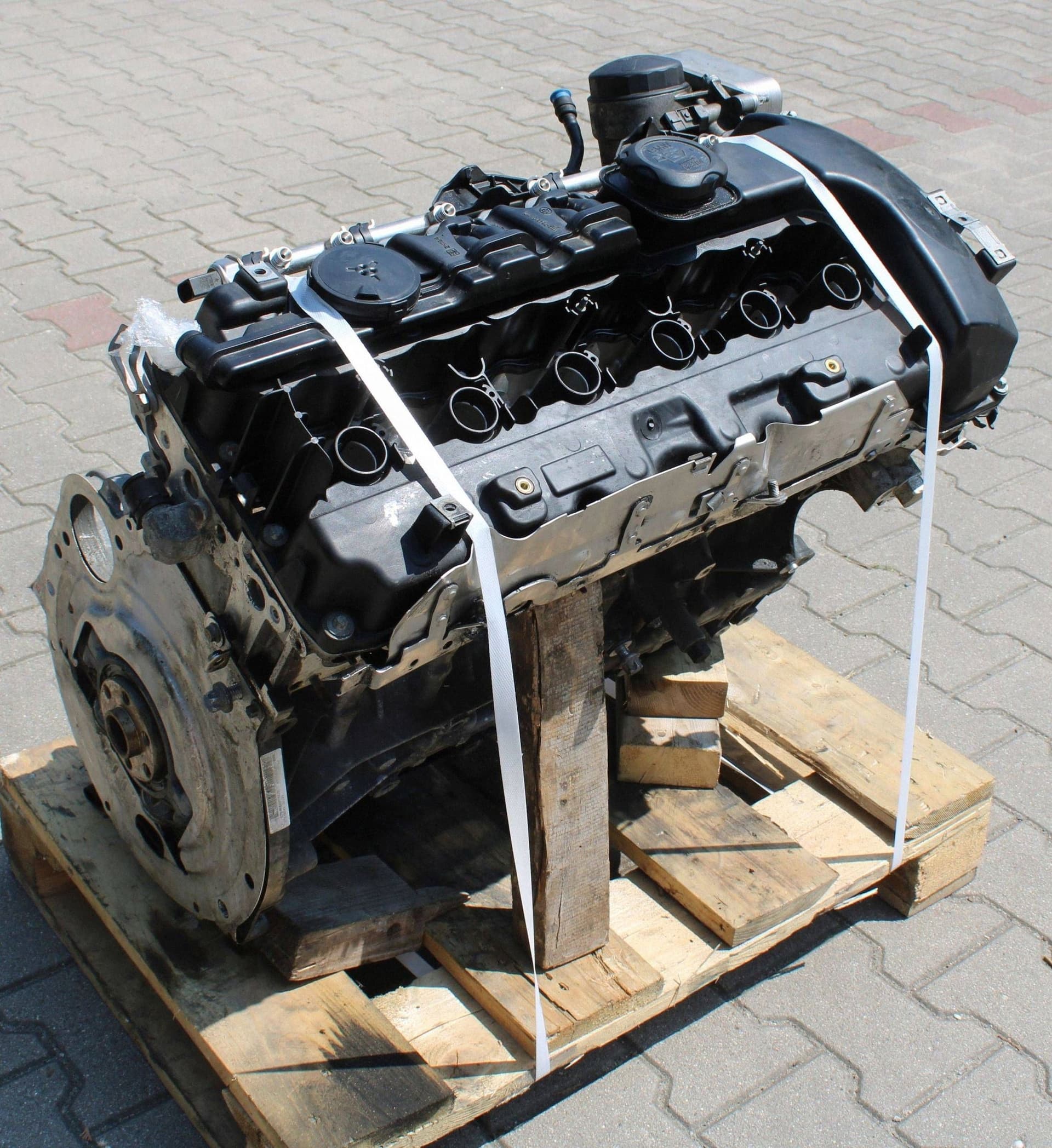 Moteur N53 B25 A — vue 3