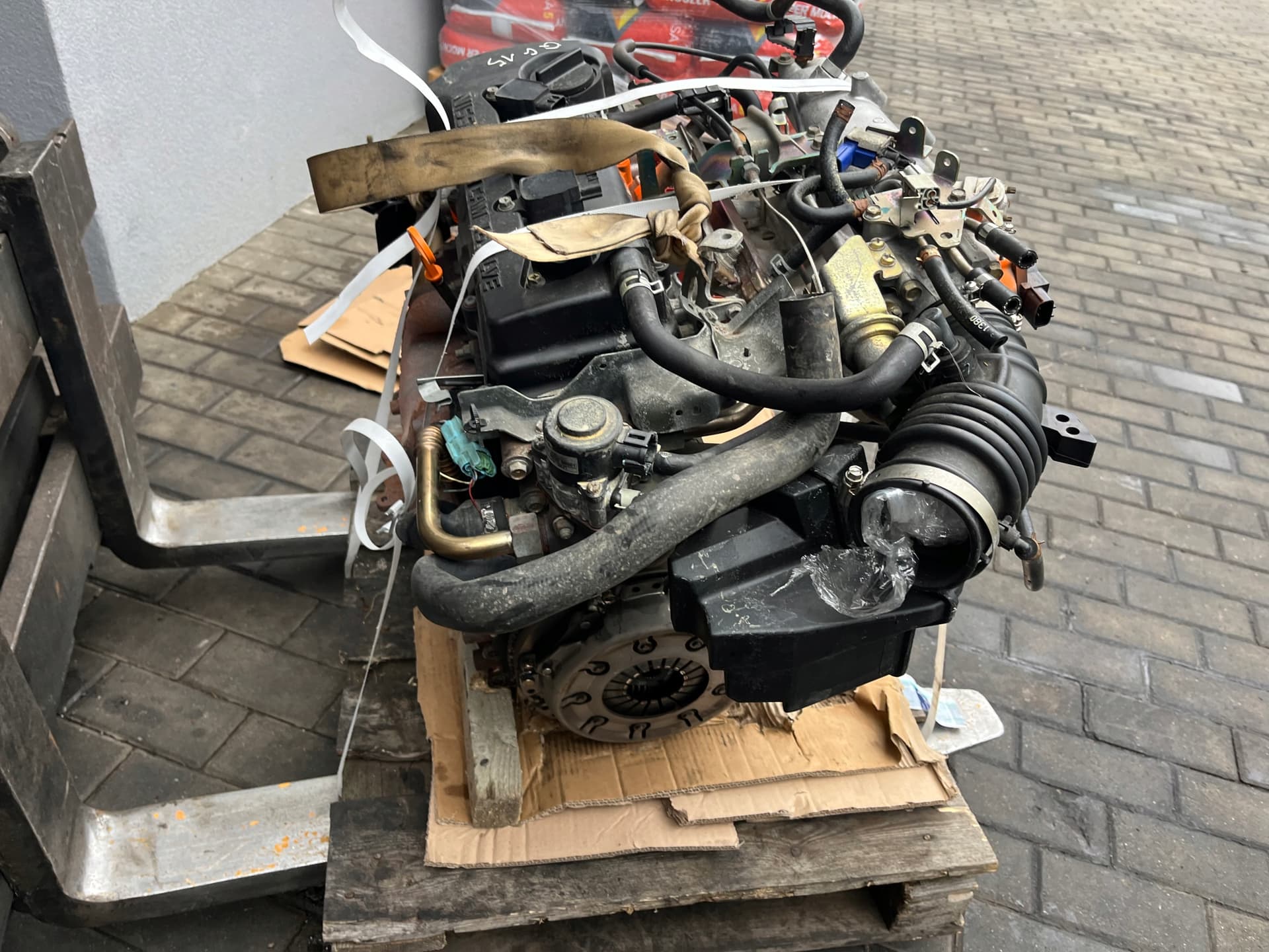 Moteur QG15DE — vue 3