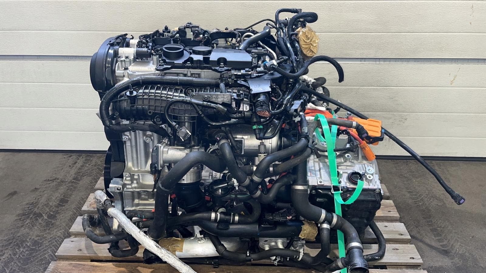 Moteur B 4204 T56 — vue 4