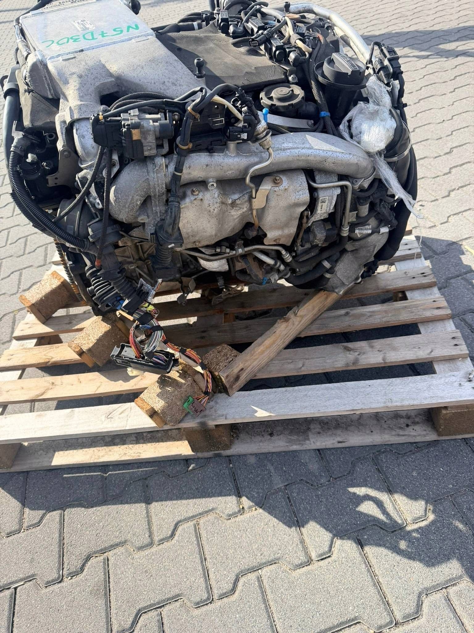 Moteur N57 D30 C — vue 2