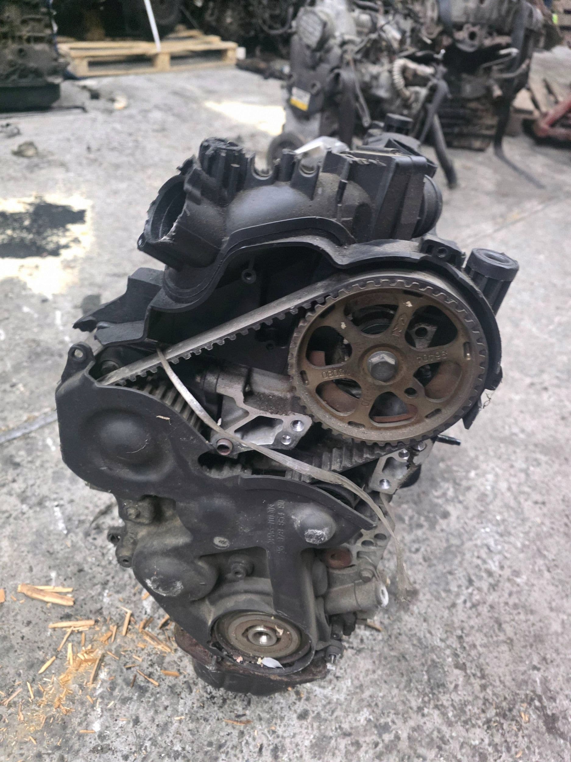 Moteur F6JA — vue 5