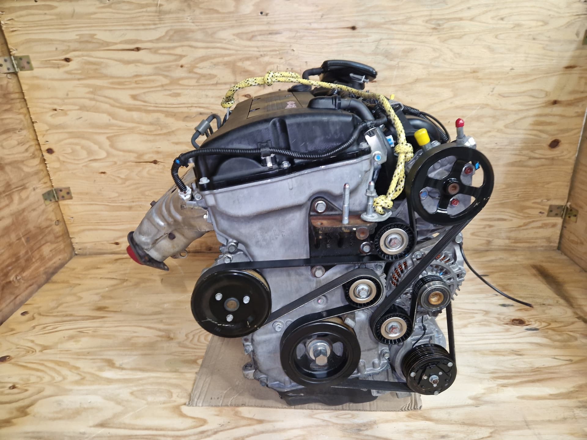 Moteur 4B12 — vue 3