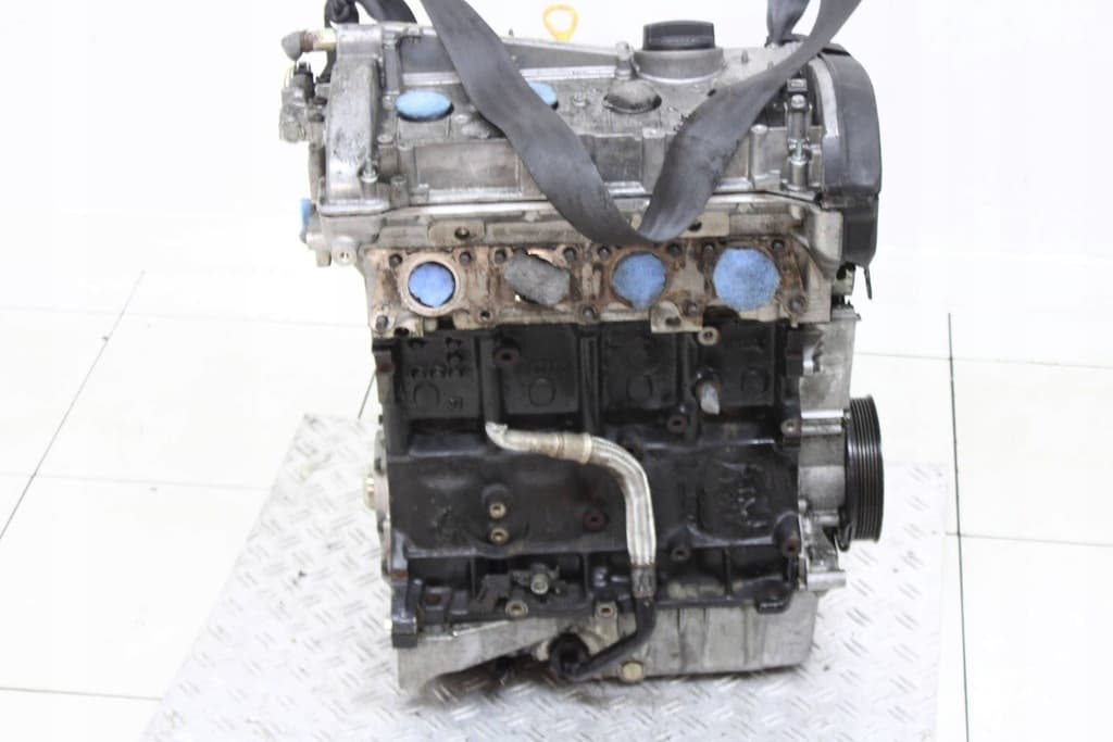 Moteur AUQ — vue 4