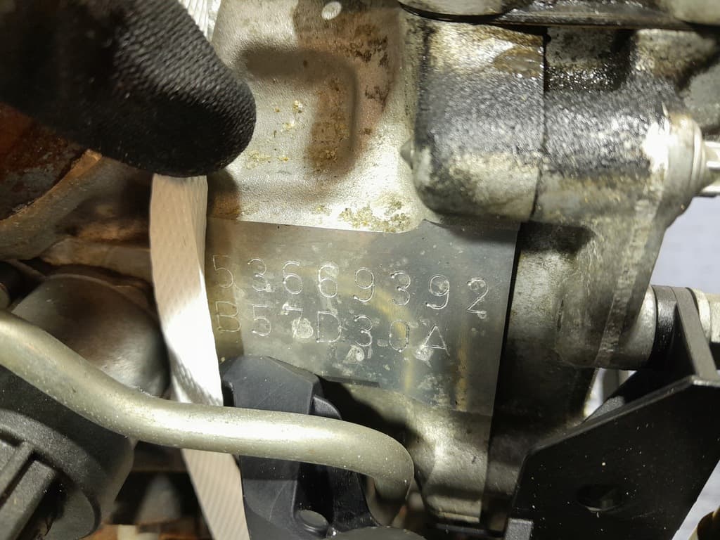 Moteur B57 D30 A — vue 4