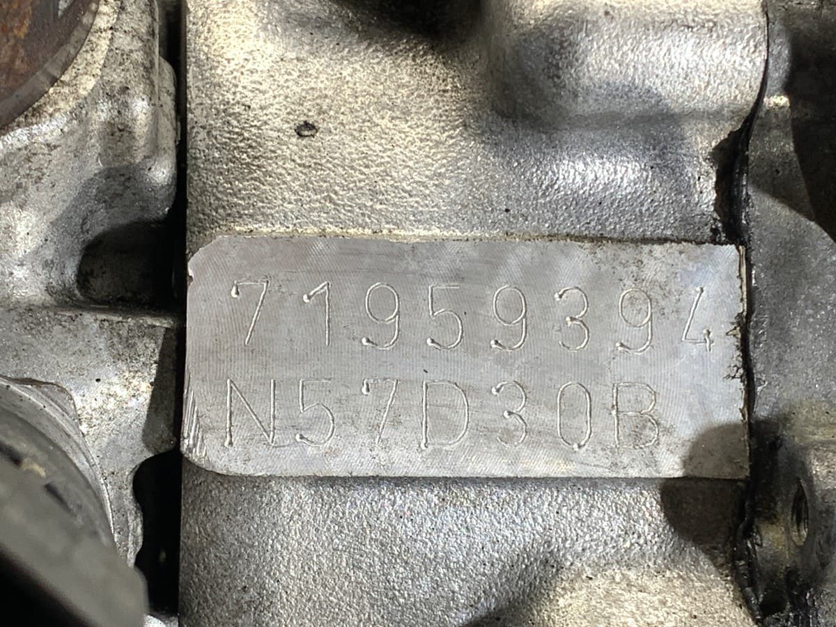 Moteur N57 D30 B — vue 9