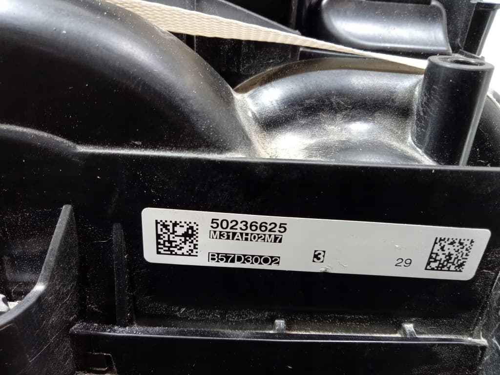 Moteur B57 D30 B — vue 4