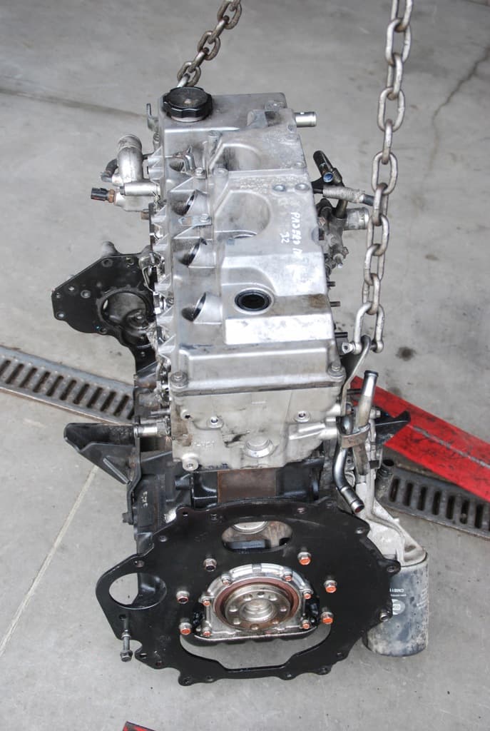 Moteur 4M41 — vue 8