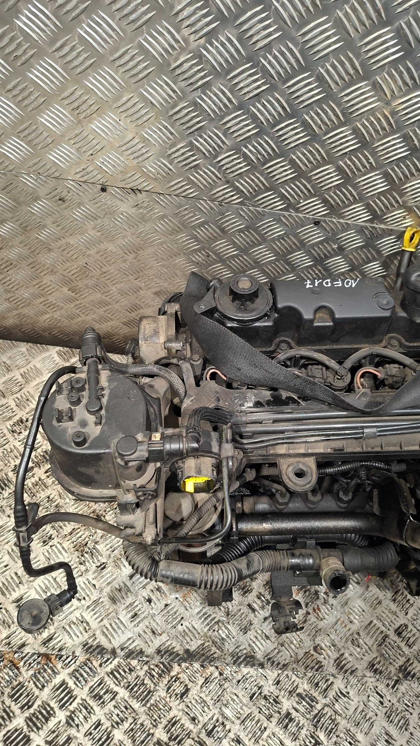 Moteur 8HZ (DV4TD) — vue 5
