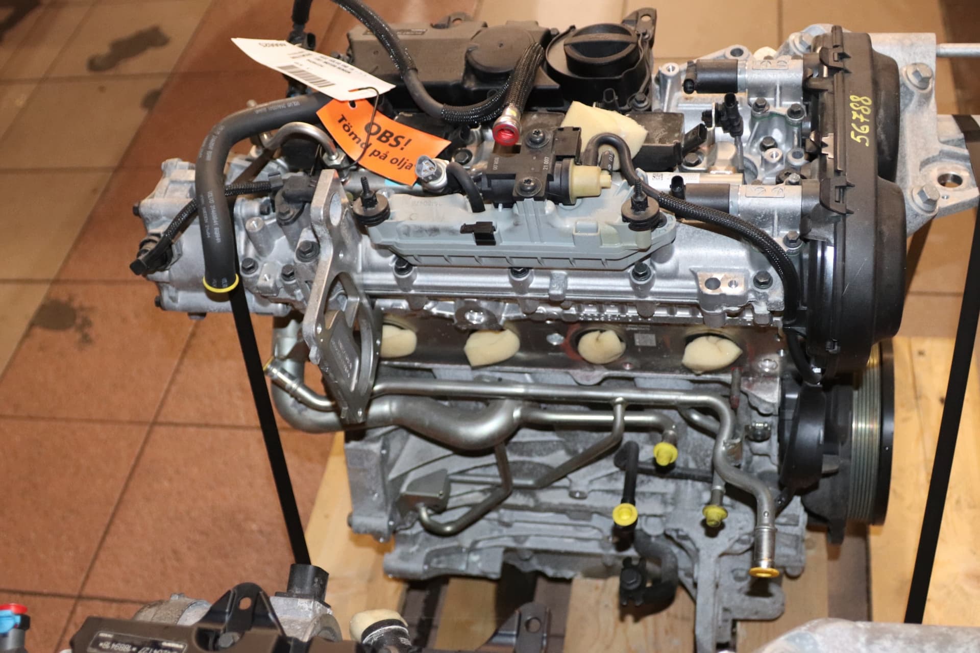 Moteur B 4204 T34 — vue 7