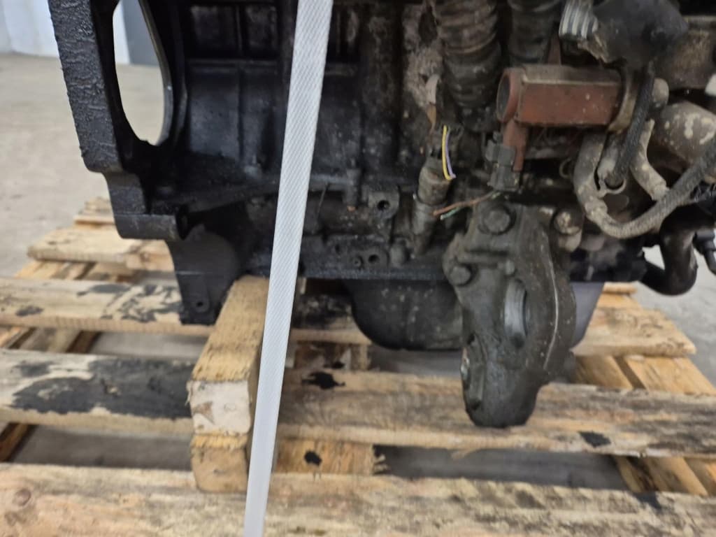 Moteur 9HW (DV6BTED4) — vue 2