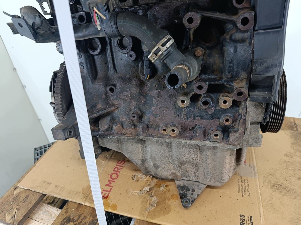 Moteur NFU (TU5JP4) — vue 5