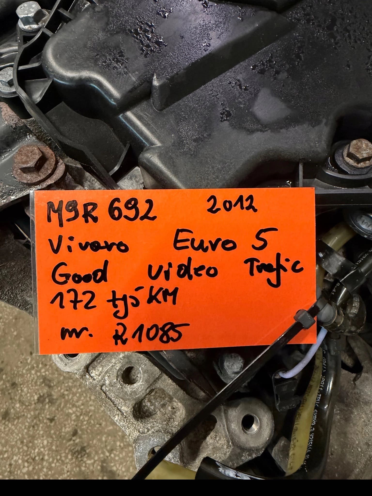 Moteur M9R 692 — vue 2