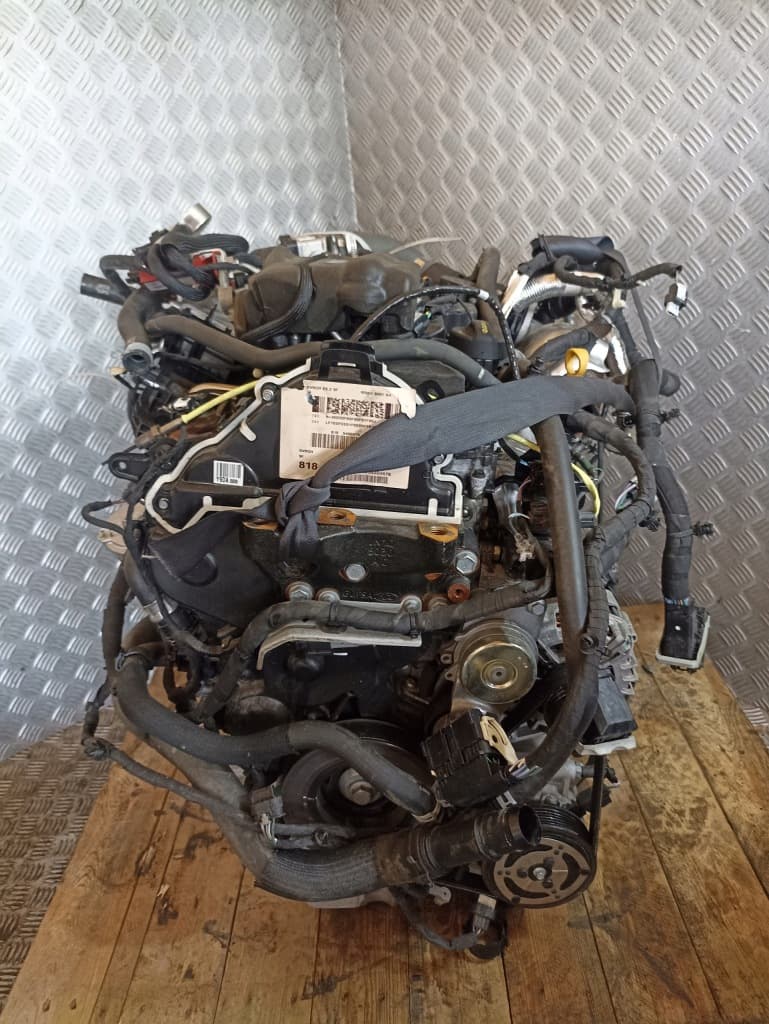 Moteur Y9DA — vue 6