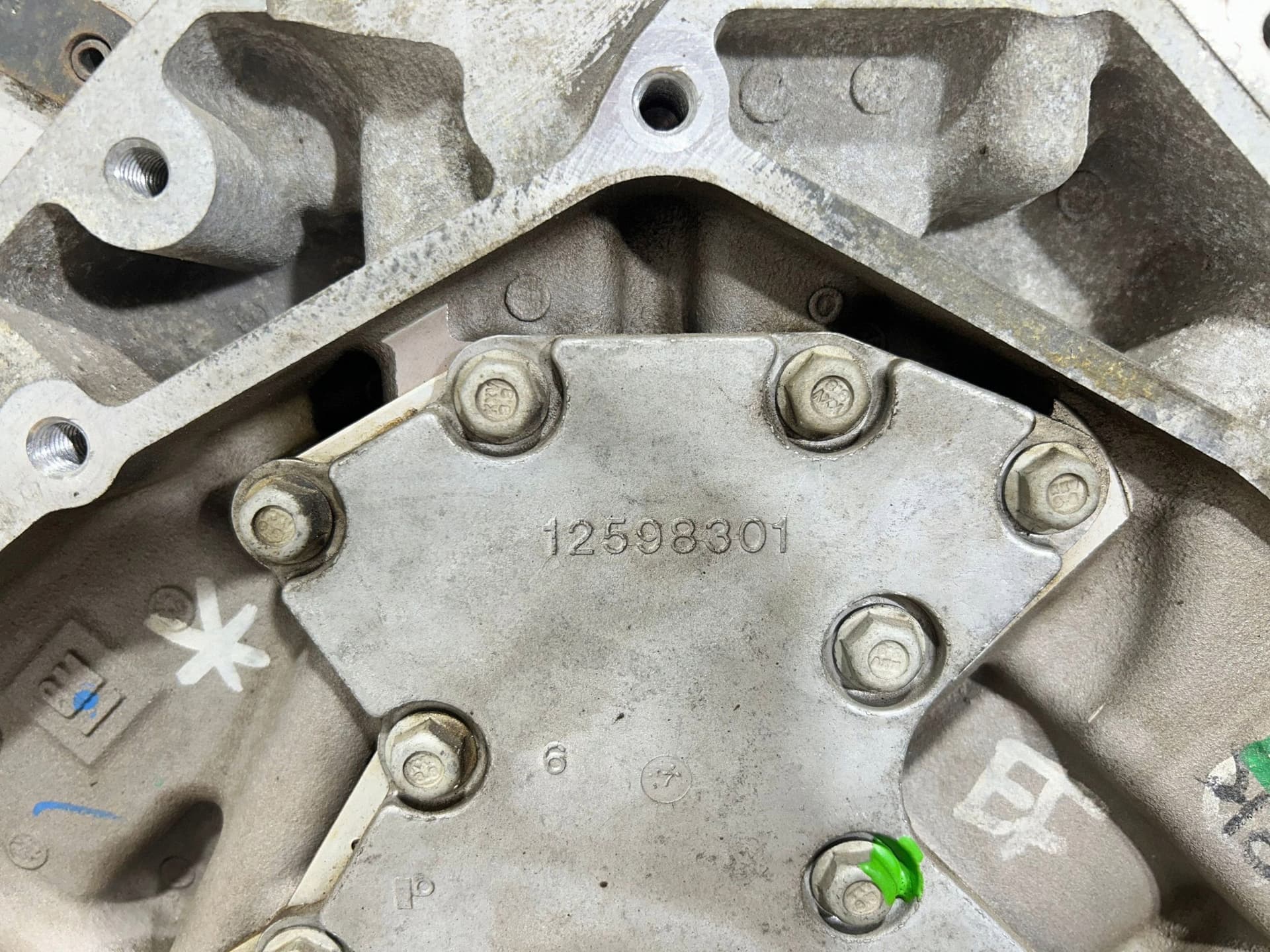 Moteur LC9(325CUV8) — vue 15