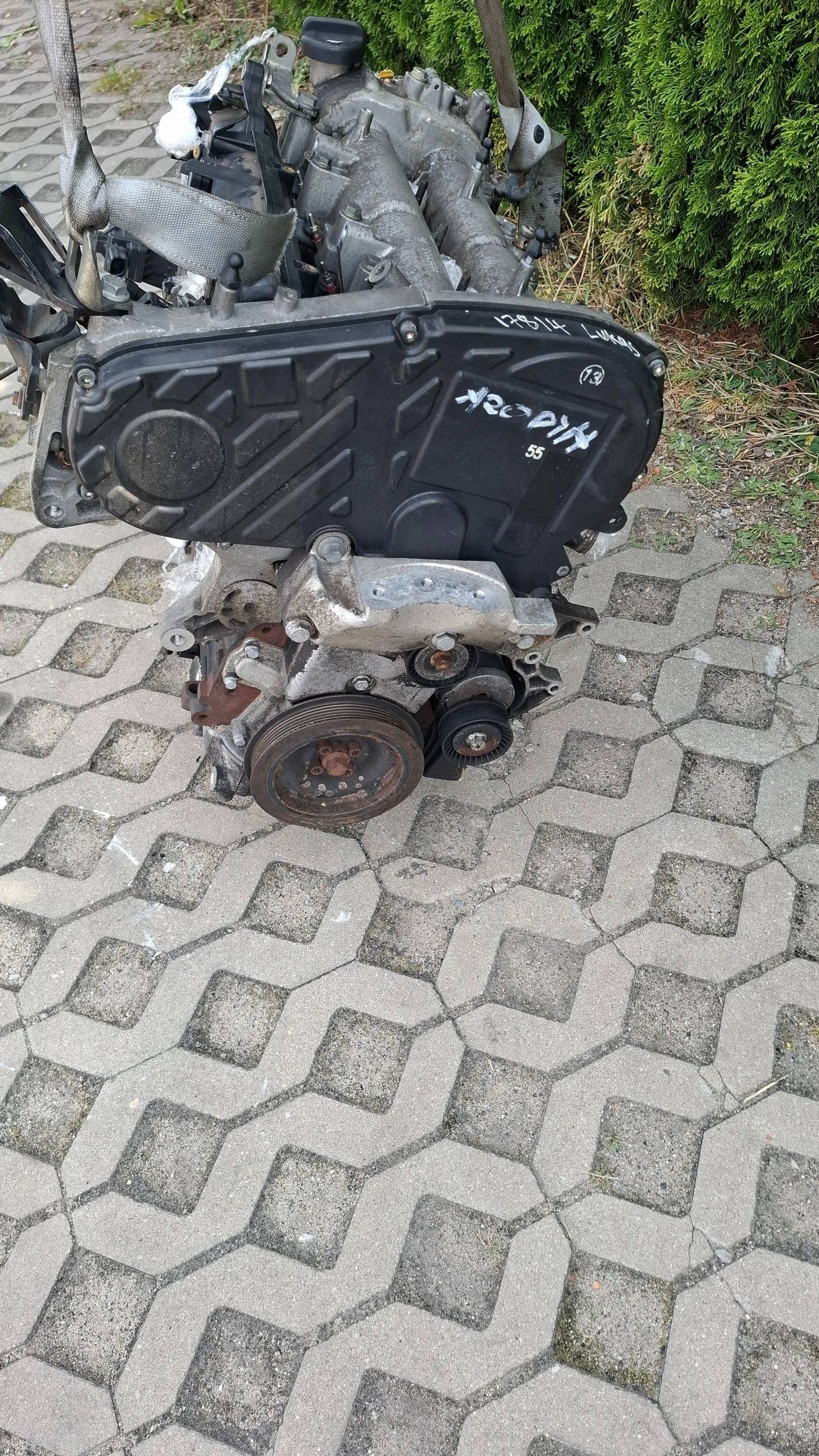 Moteur A 20 DTH — vue 3