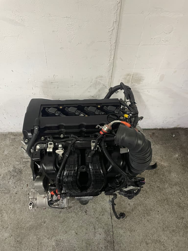 Moteur 4B12 - Image 1