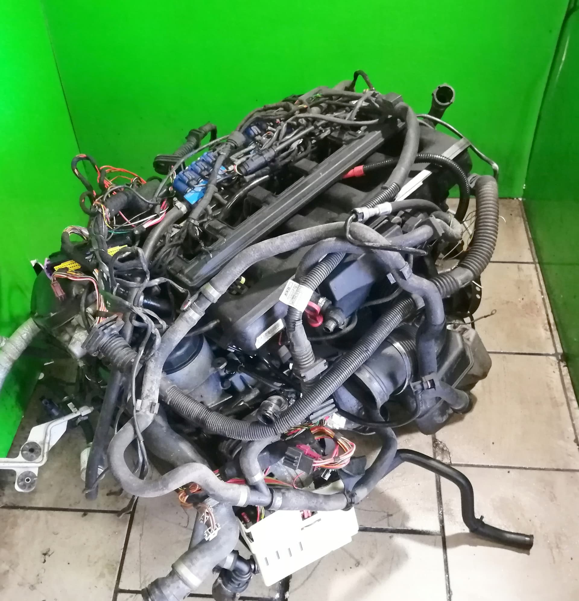 Moteur M54 B25 (256S5) — vue 3