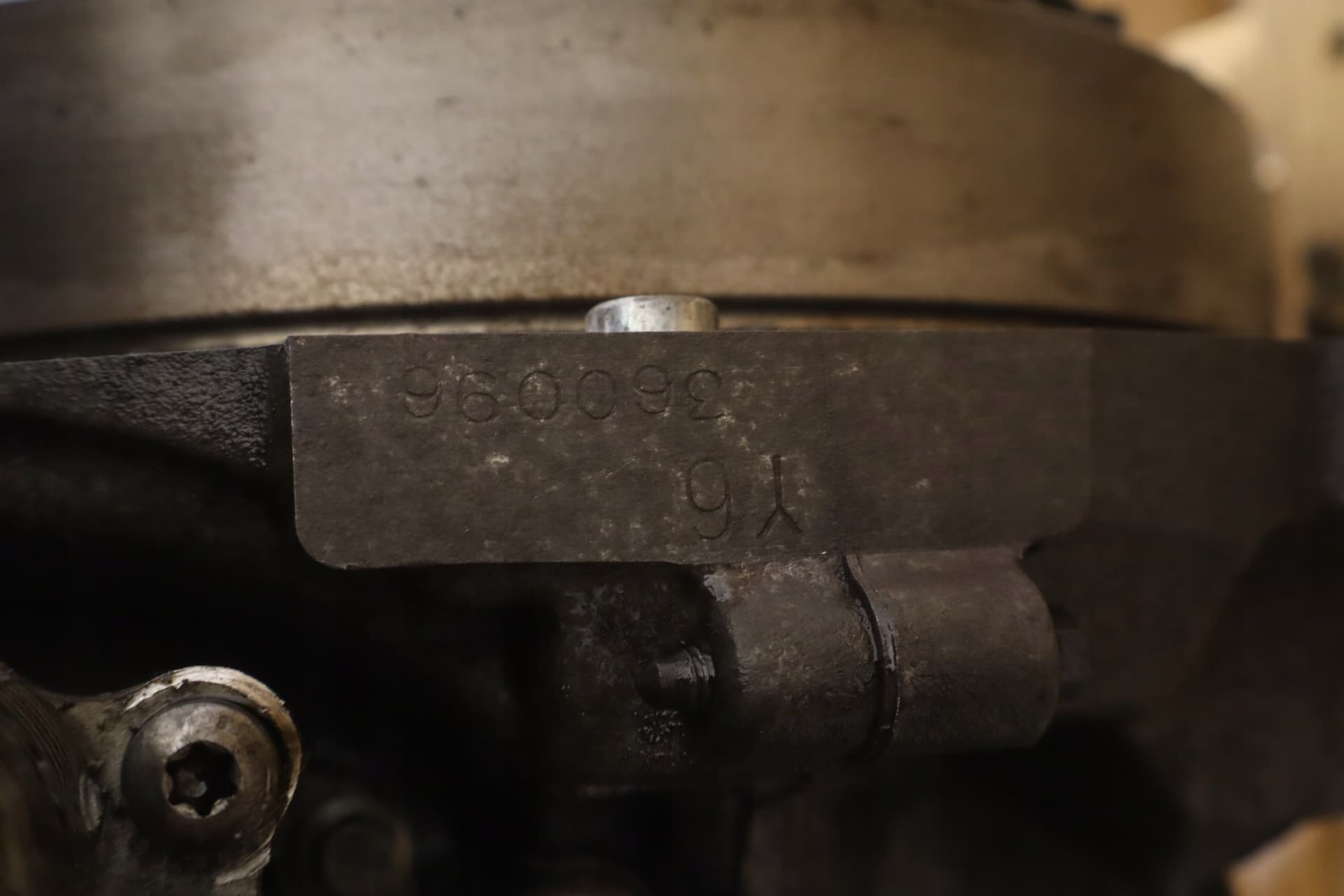 Moteur Y6Y1 — vue 8