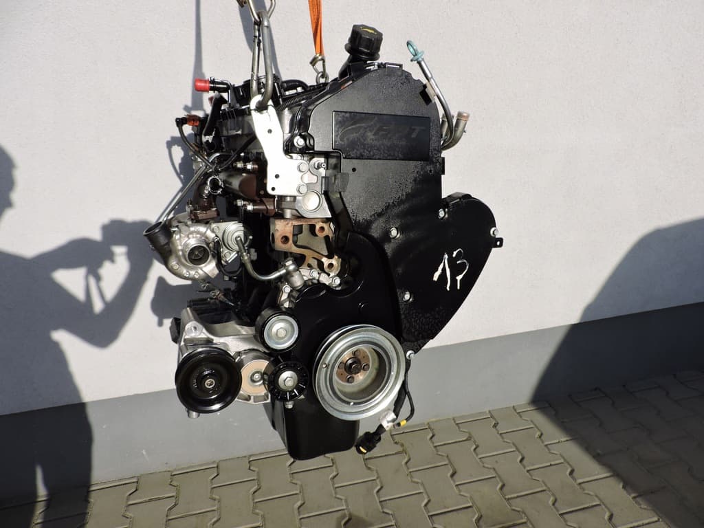 Moteur F1AFL411A — vue 4