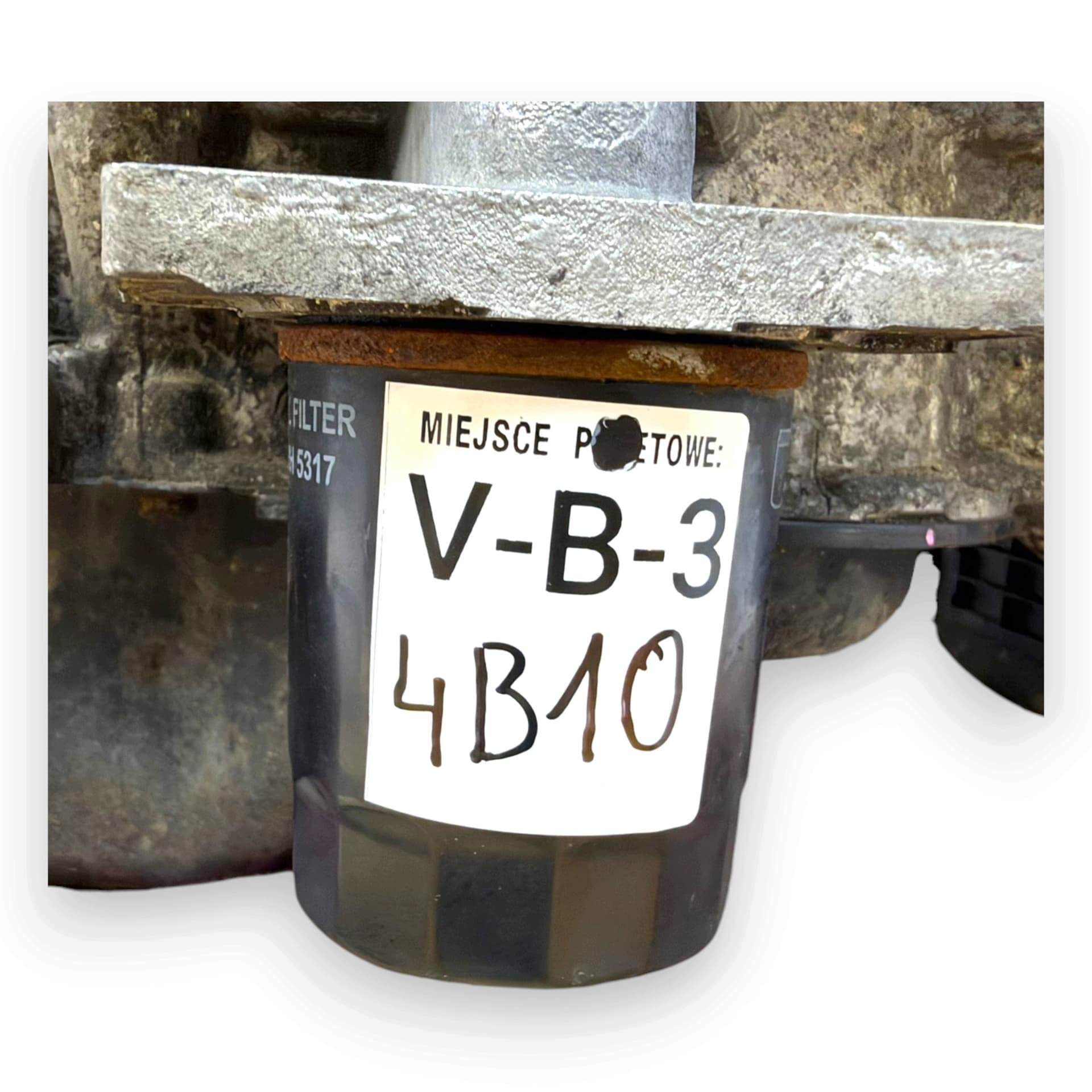 Moteur 4B10 — vue 11