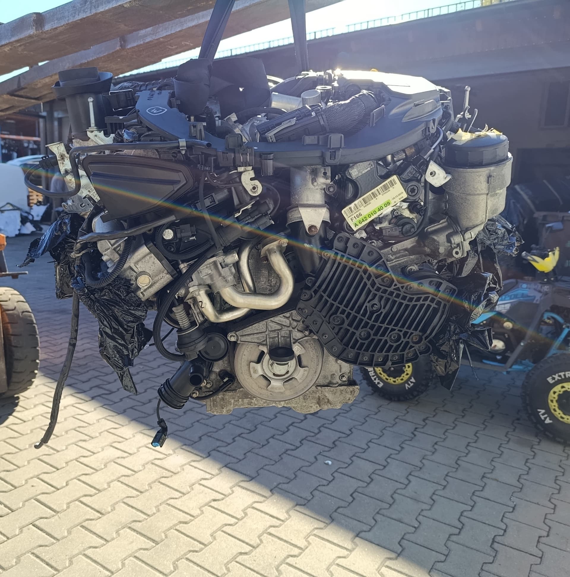 Moteur OM 642.826 — vue 4