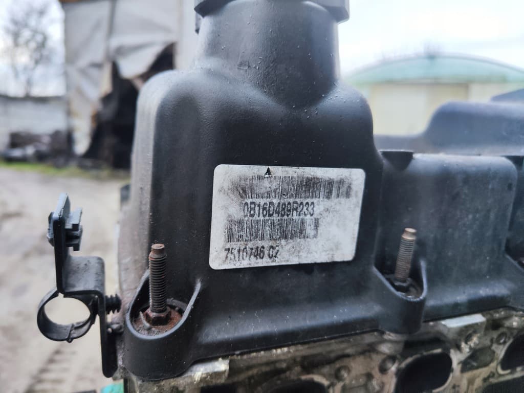 Moteur W10 B16 A — vue 4