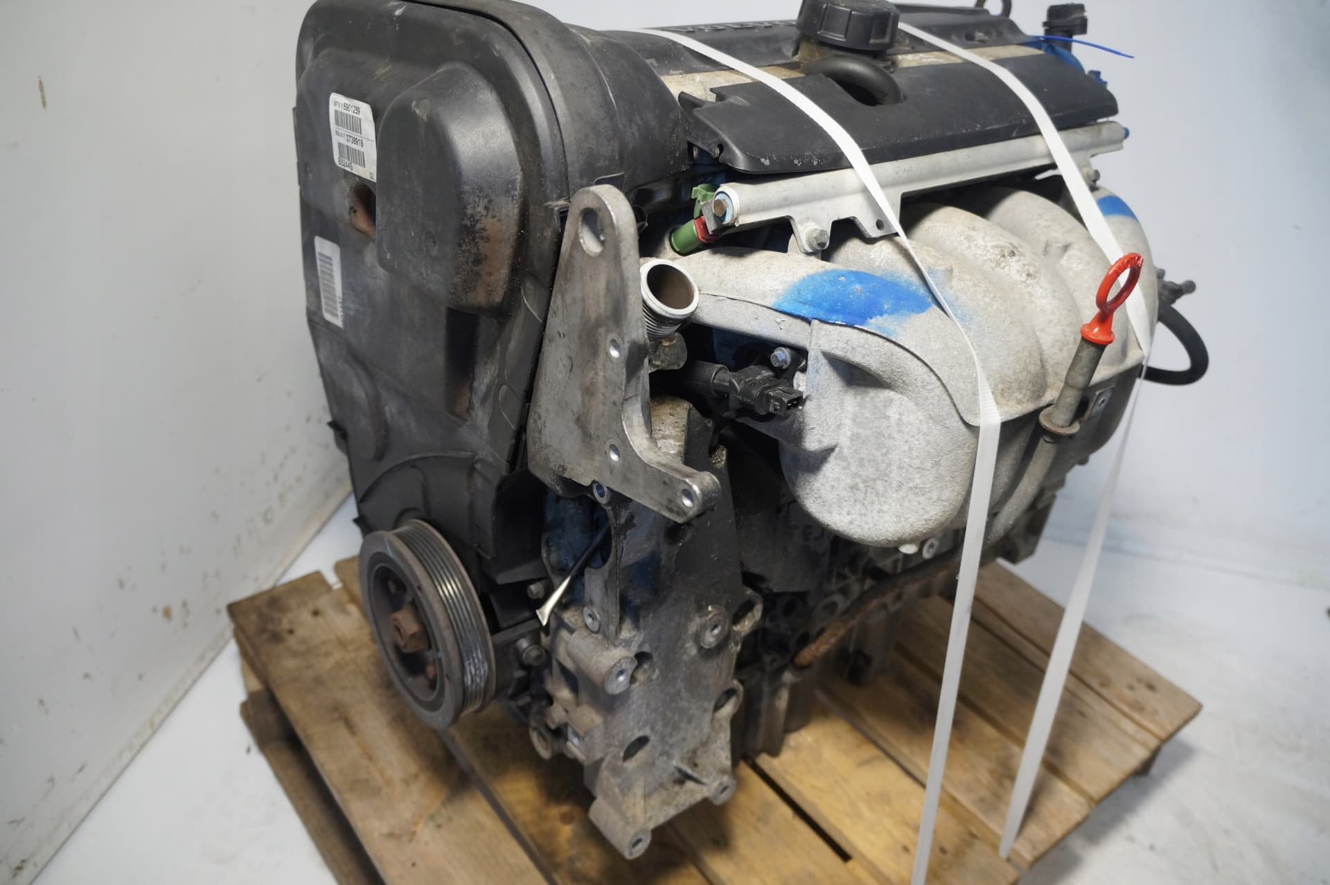 Moteur B 5244 S — vue 9