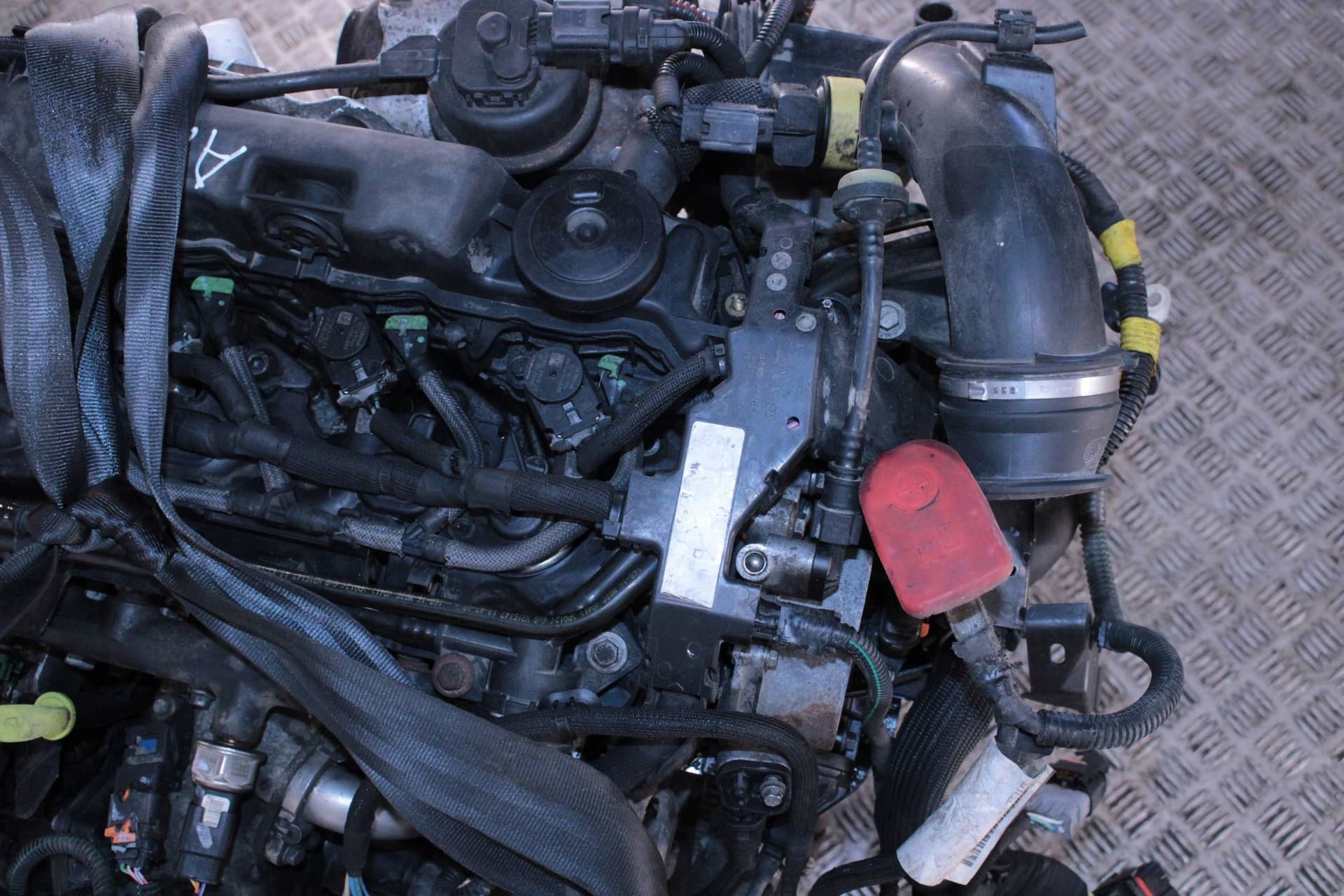 Moteur AHK (DW10FE) — vue 13