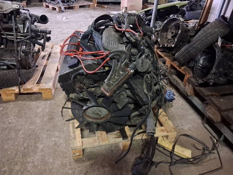 Moteur M42 B18 (184S1) — vue 6
