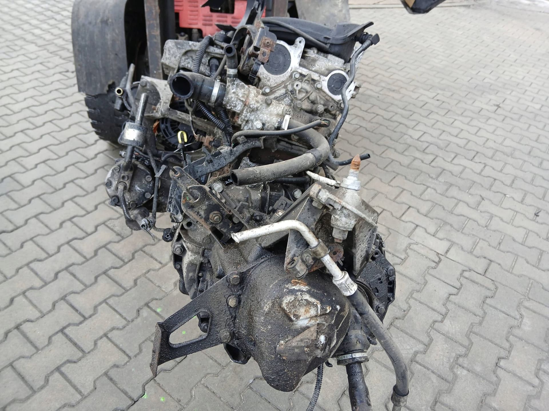 Moteur F4R 790 — vue 2